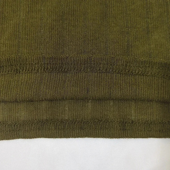 UO Mock Neck Drop Sleeve Top, Color Green Size XS-TP - Picture 7 of 12